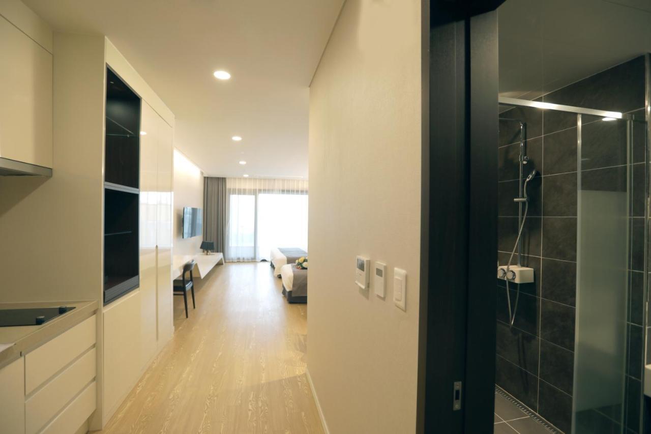 The Qube Resort Jeju Seogwipo Exterior foto