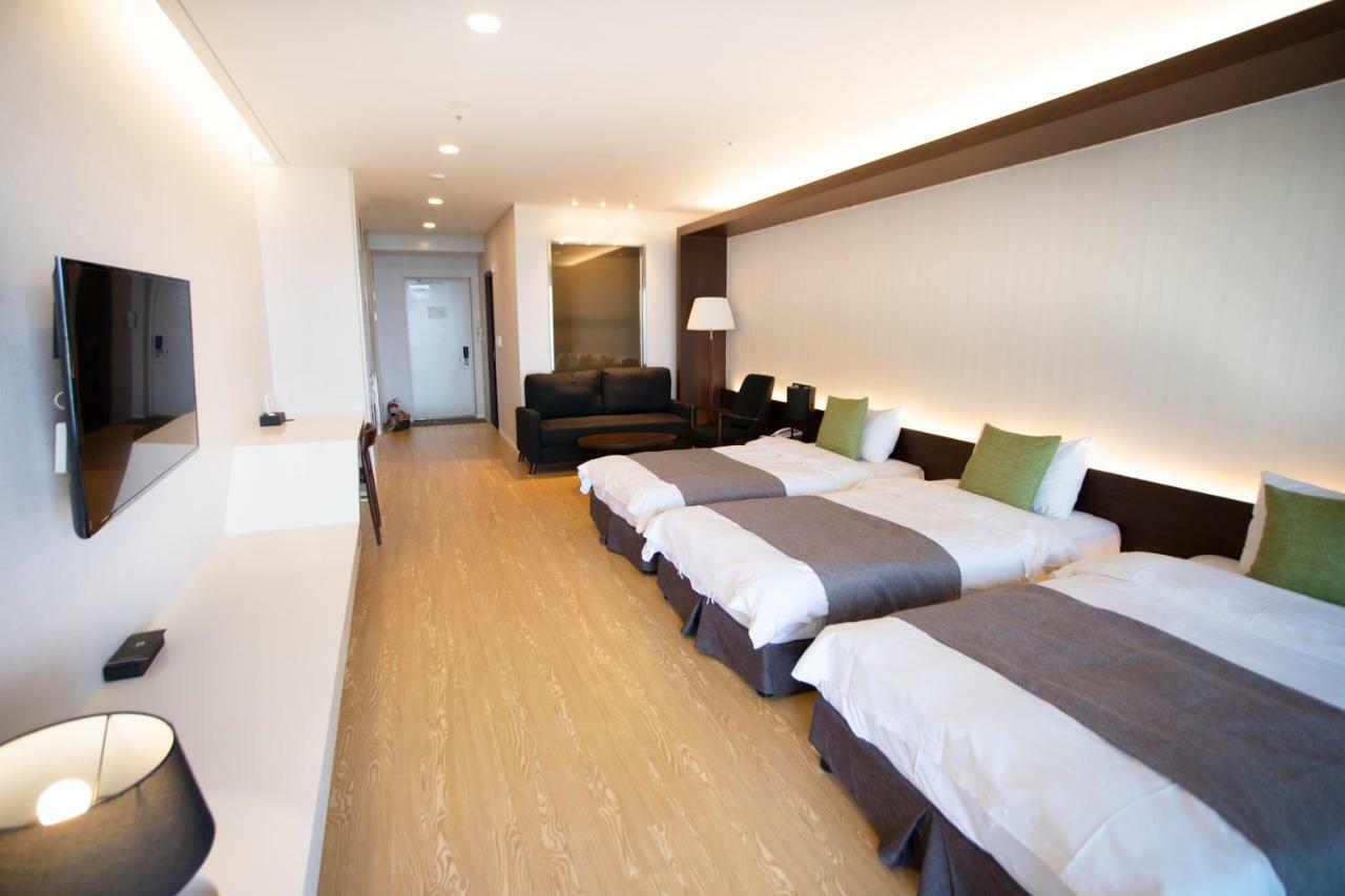 The Qube Resort Jeju Seogwipo Exterior foto