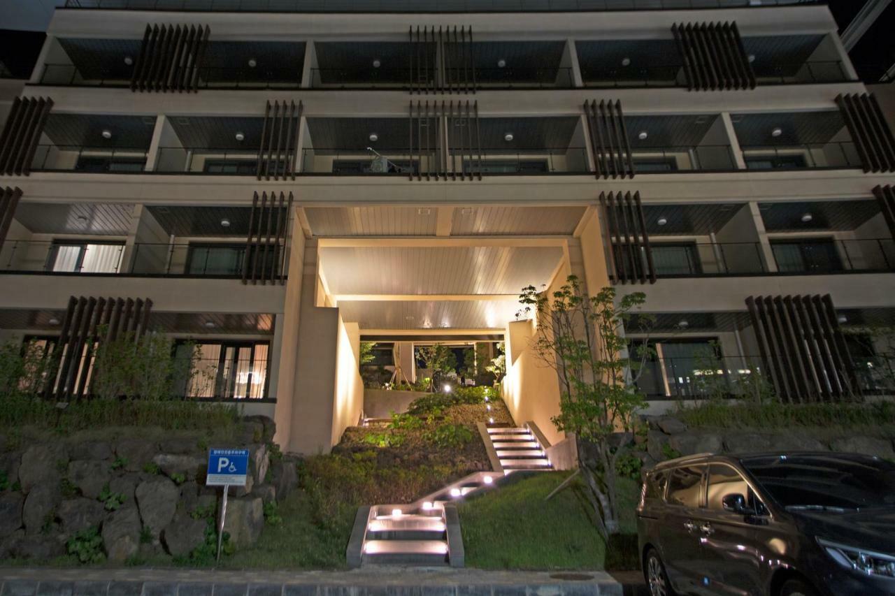 The Qube Resort Jeju Seogwipo Exterior foto